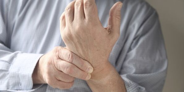 Pain in the joints of the hands